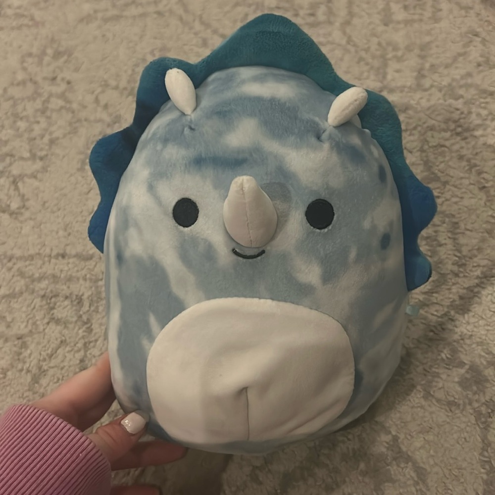 7-8 inch blue tie dye dinosaur “Jerome” squishmallow
